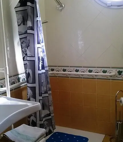 Jean Marie Hotel 3*