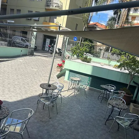 Jean Marie Hotel