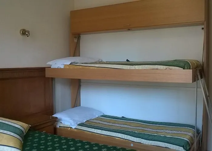 Jean Marie فندق 3*