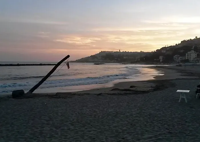 Jean Marie فندق 3*